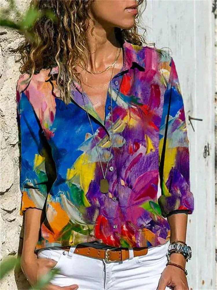 Claire | Bluză Chic – Imprimare Albastră și Siluetă Aeriană