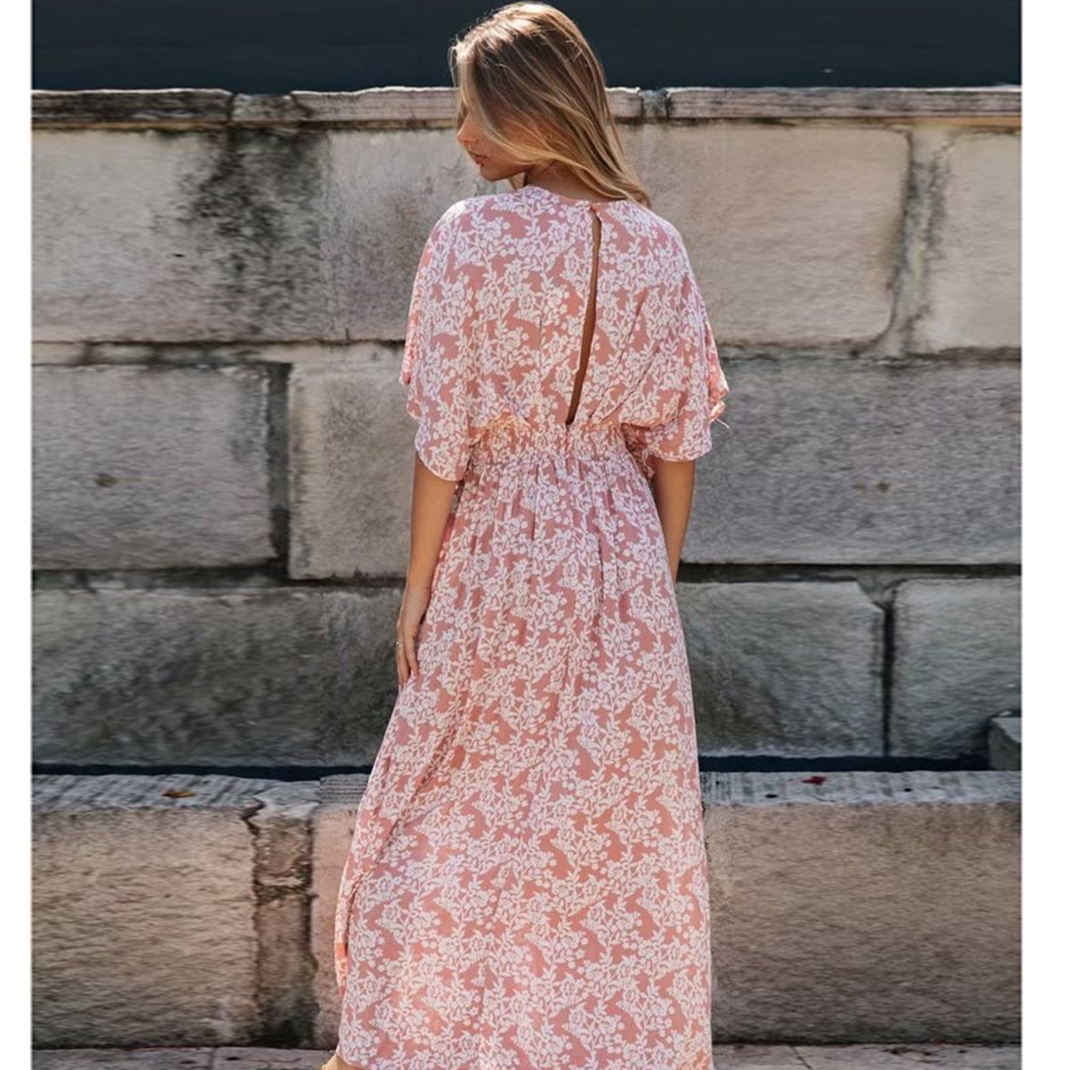 Tanya | Robe Longue Fendue – Élégance Douce Et Allure Romantique