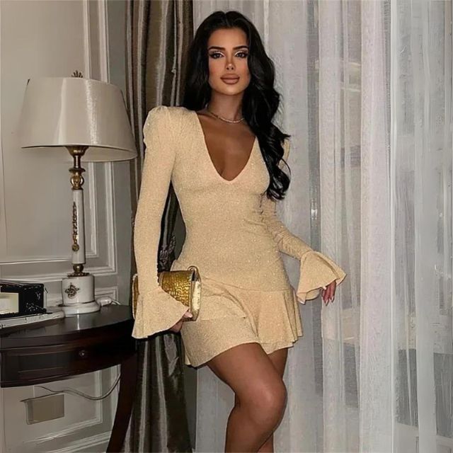 Candice | Mini Sukienka Iskrząca z Rozszerzanymi Rękawami