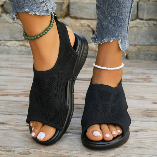 Naya | Women's Sandals – Flexible Comfort and Everyday Style 