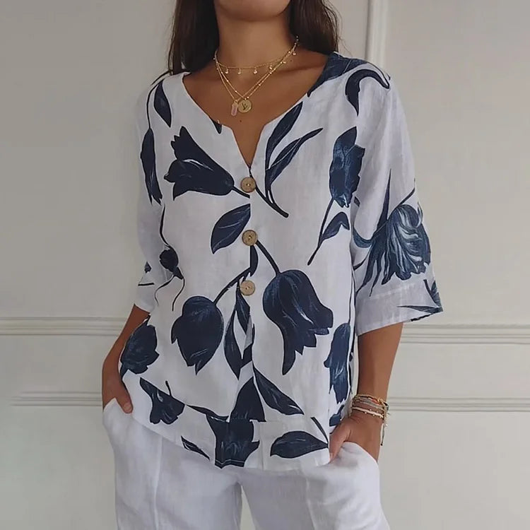 Jeanne | Elegant Blomstret Bluse – Sentral Knapping Og Korte Ermer 