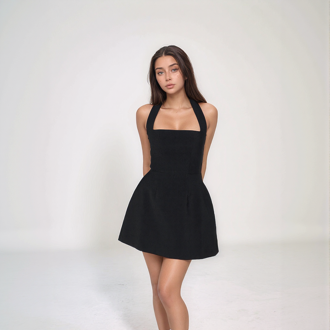 Sandra | Robe Mini D’été – Décolleté Halter Et Volume Fluide