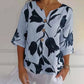 Jeanne | Elegant Blomstret Bluse – Sentral Knapping Og Korte Ermer 